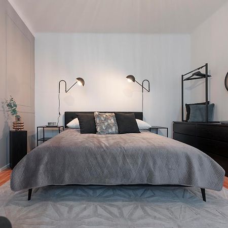 City Appartement Wagram Am Hauptbahnhof ザンクト・ペルテン エクステリア 写真