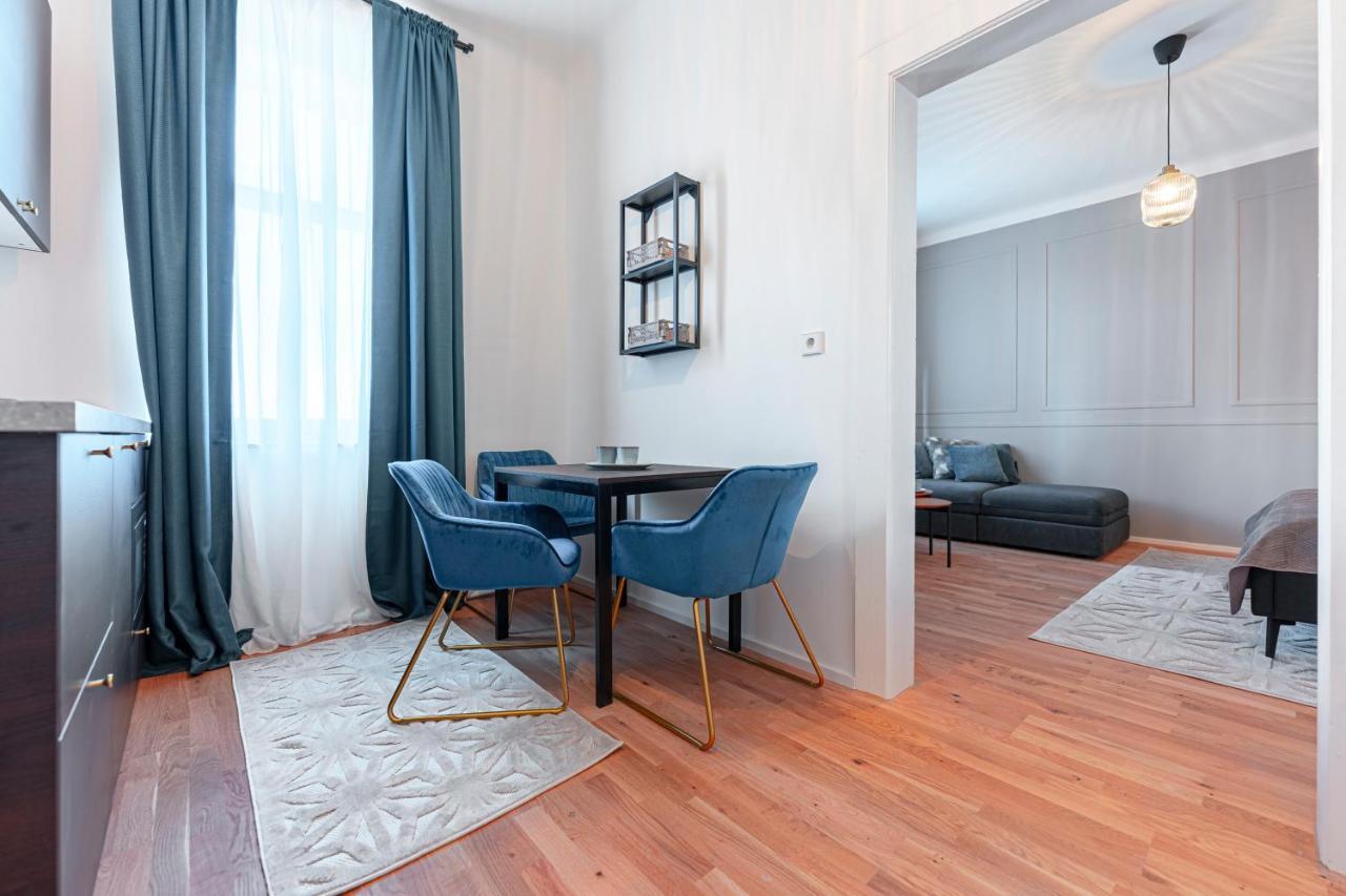 City Appartement Wagram Am Hauptbahnhof ザンクト・ペルテン エクステリア 写真