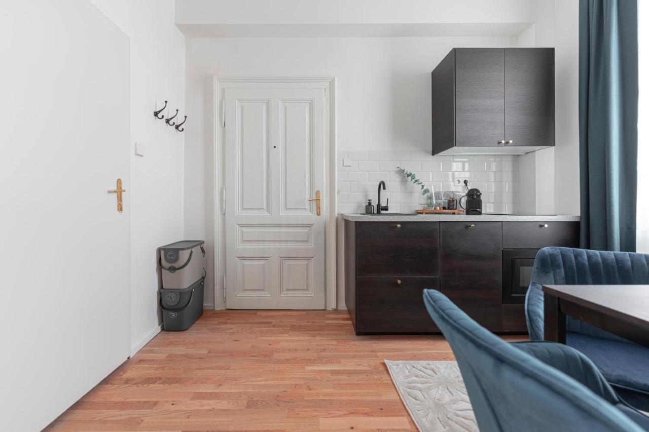 City Appartement Wagram Am Hauptbahnhof ザンクト・ペルテン エクステリア 写真